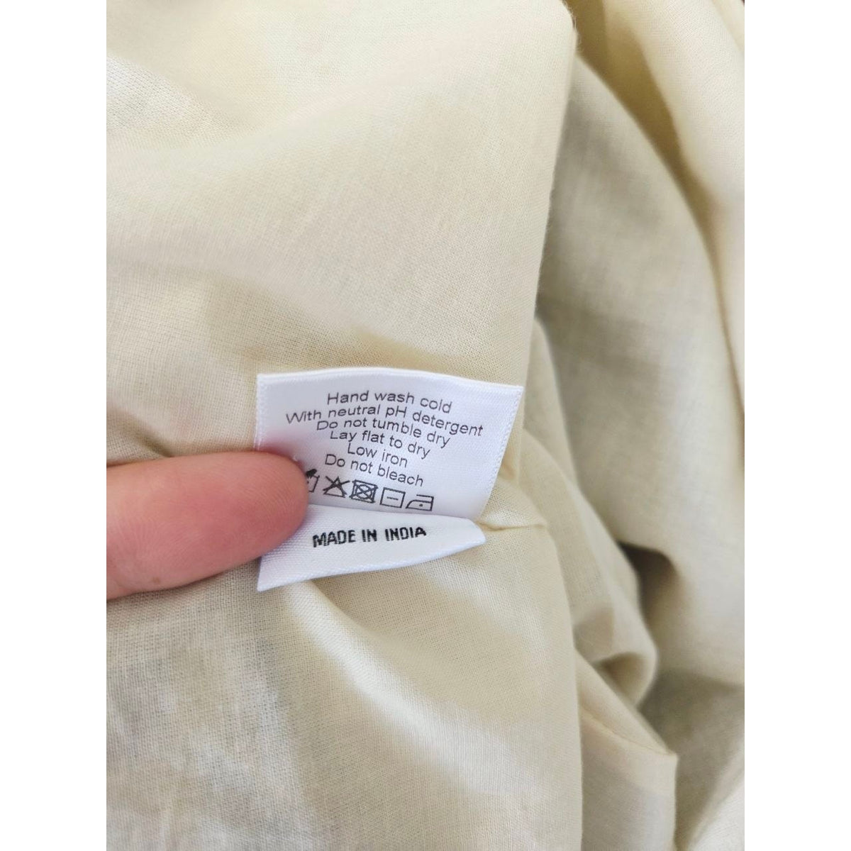 Additional garment label of Frances Hart Maxine floral maternity dress