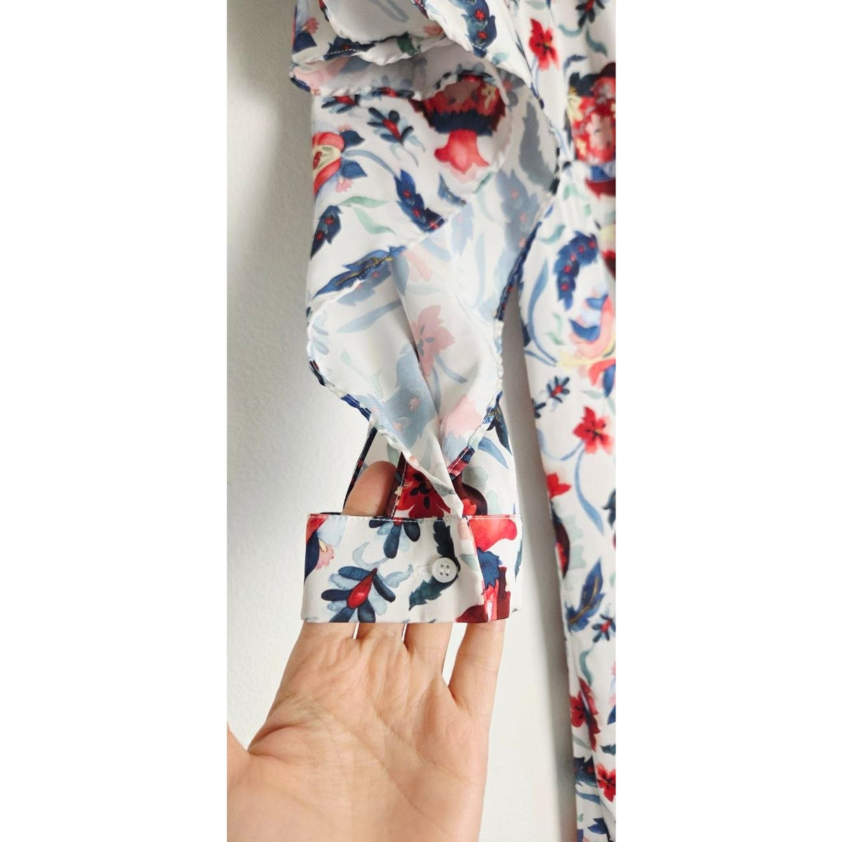 Sachin & Babi Multi Bloom Dress 2 Small Floral Pomegranate Print Faux Wrap Midi