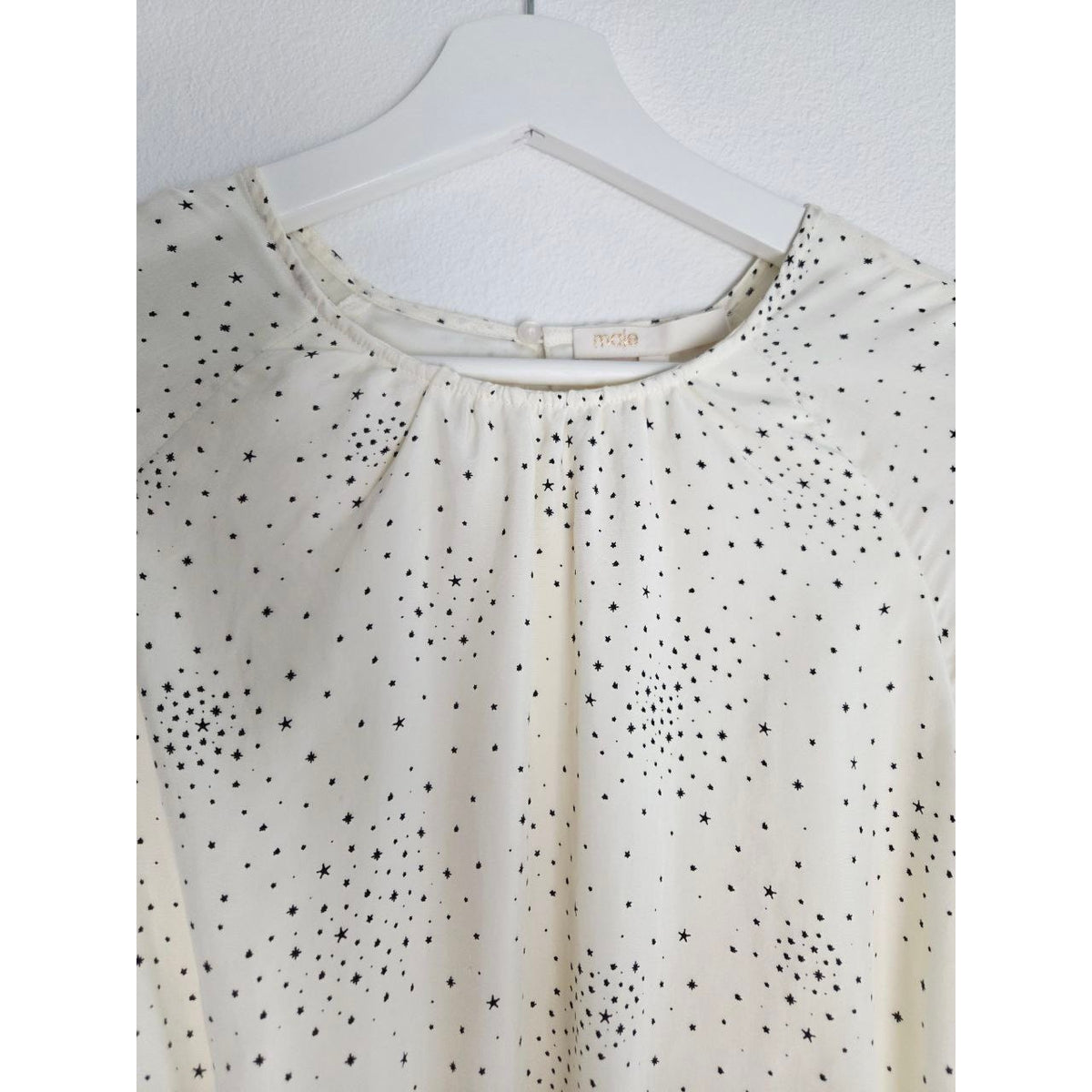 Gathered round neckline of Maje Reto ecru star-print dress