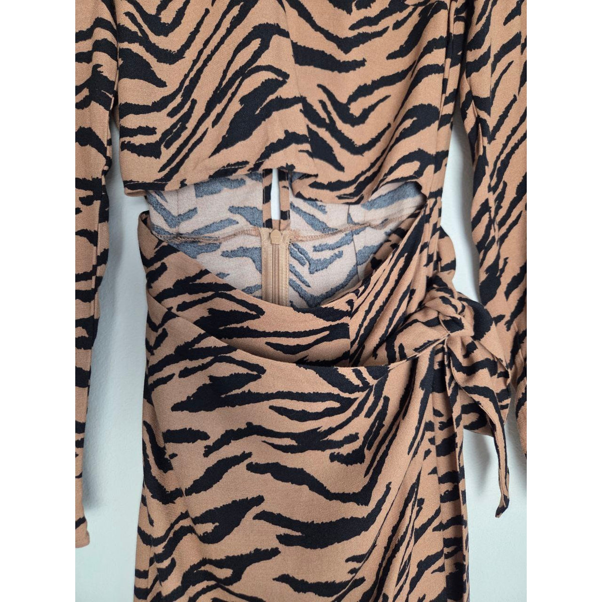 Reformation Midi Dress 2 XS Maurita Rajah Tiger Print Cutout Wrap Tie NWT